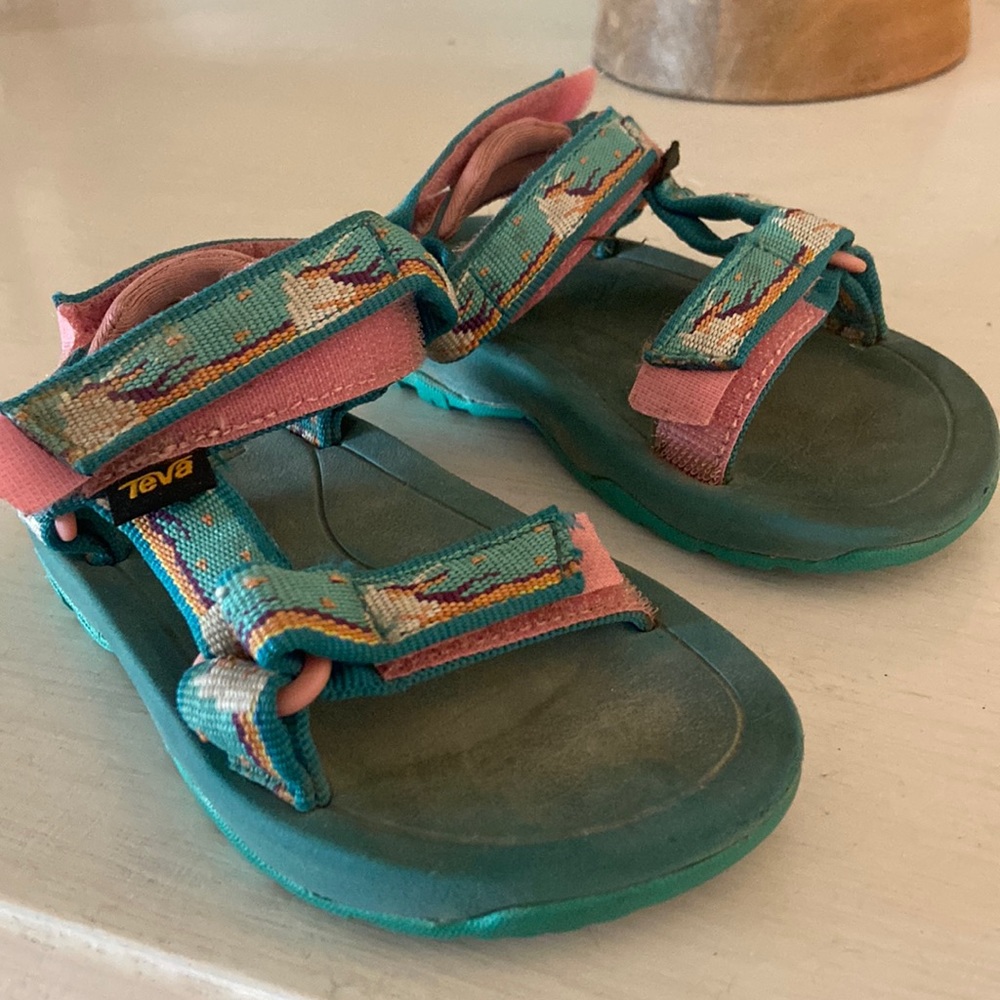 Toddler Tevas size 6